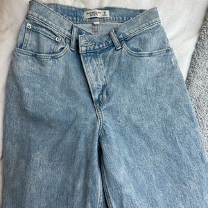 abercrombie jeans